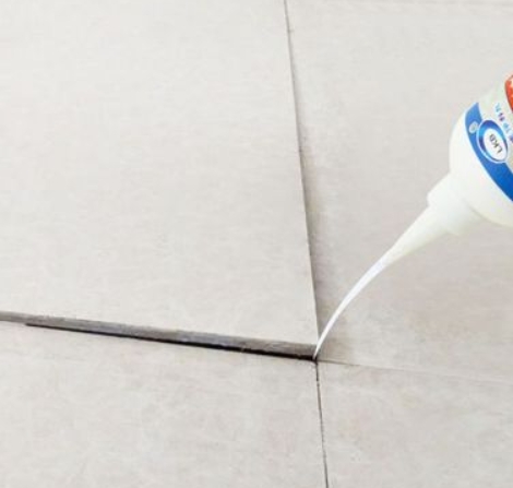 剑阁瓷砖空鼓维修公司分享卫生间瓷砖脱落的原因可能有以下几点